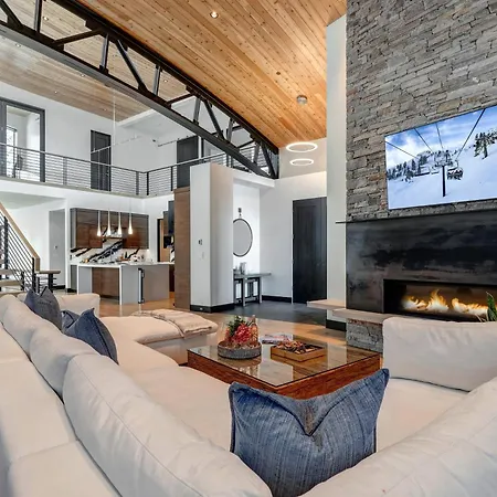 Enjoy A Luxury Stay In A Great Location, Bonus Room & Outdoor Recreation! Park City Aspen Creek 2227